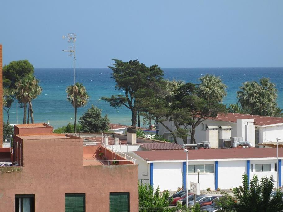 Benicarlo 4A2 Apartamento con amplia terraza y vistas al mar, WIFI, garaje Exterior foto
